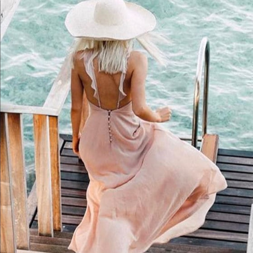 Lulus | meteorite rise blush maxi | size S